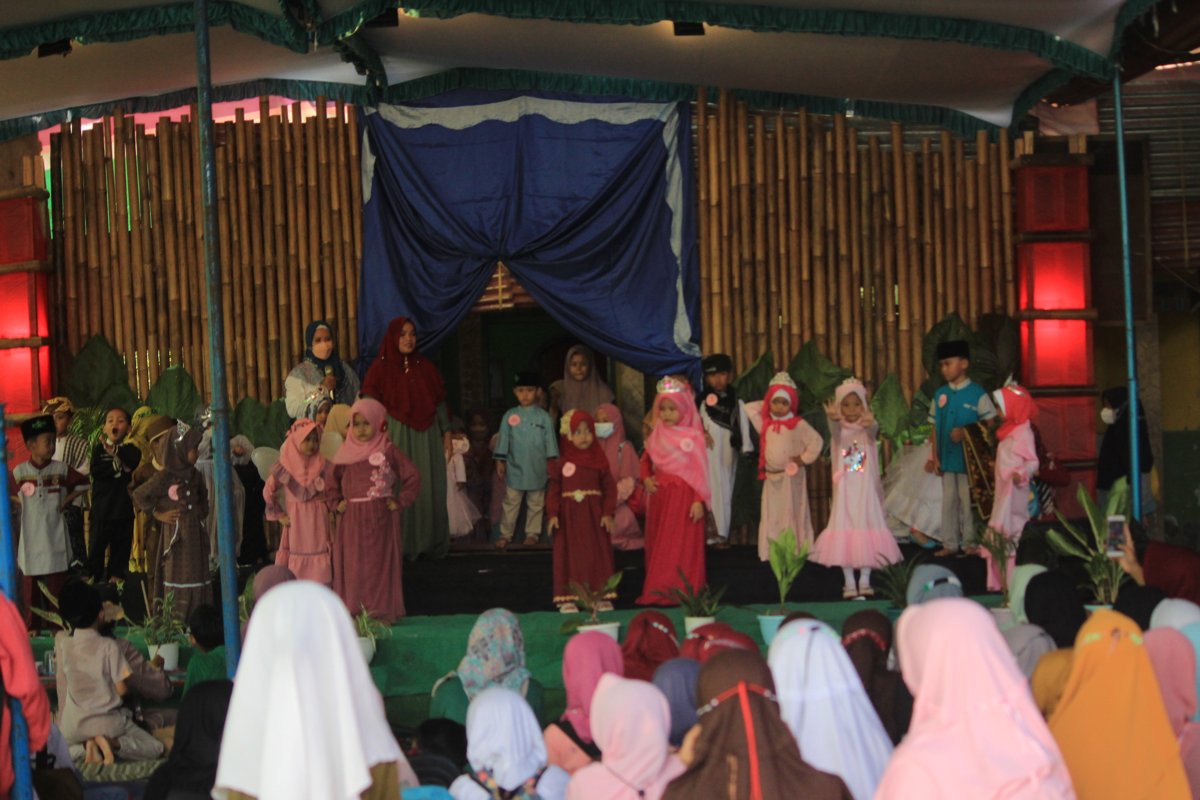 Juara 2 Pidato Bahasa Arab Tingkat Kabupaten