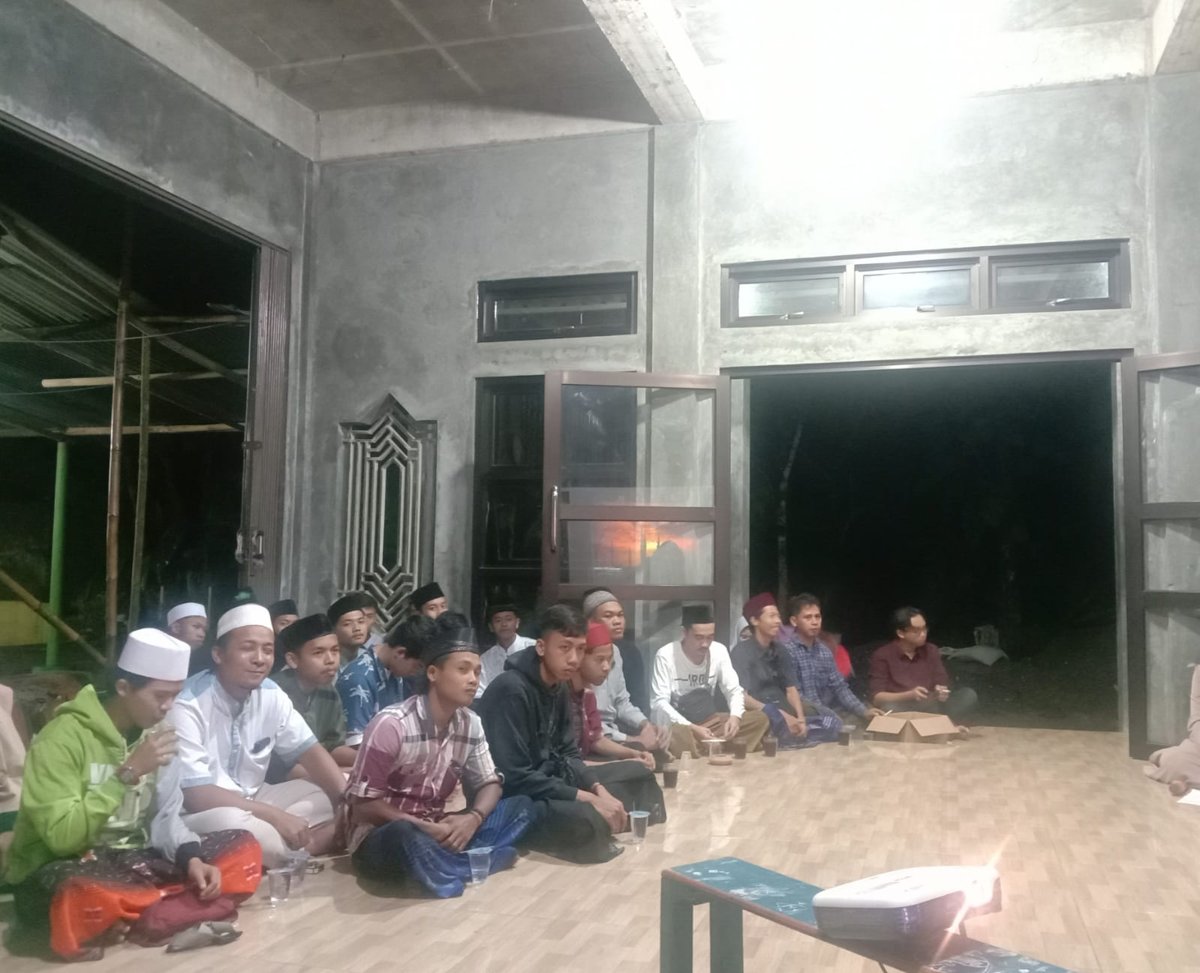 Pertemuan  Alumni  dalam  acara Halal bihalal  2023